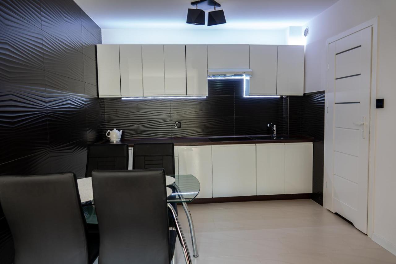 Nowy Apartament Z Duzym Tarasem I Parkingiem Świnoujście Buitenkant foto