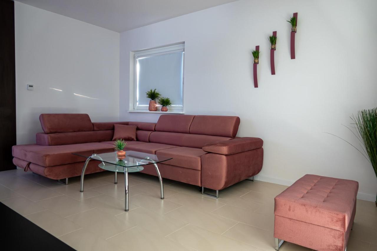 Nowy Apartament Z Duzym Tarasem I Parkingiem Świnoujście Buitenkant foto