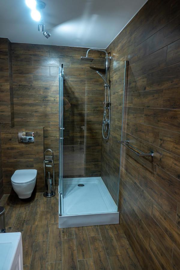 Nowy Apartament Z Duzym Tarasem I Parkingiem Świnoujście Buitenkant foto